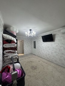 2бөлмелі квартира сатылады. Байтерекова 3те бәрі зат қалады газ қосылға