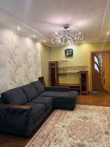 3-х комнатная 9мкр 4 дом, удобная локация для проживания и для бизнеса