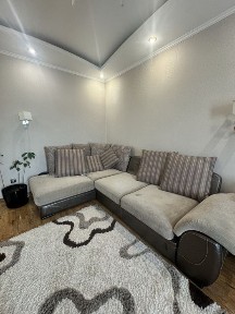 Сдам 2 ух комнатную квартиру в аренду