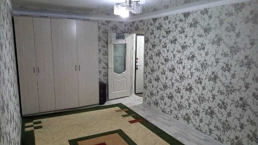 Сдаётся 1 комнатная квартира помесячно !