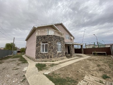 Продается мансардный дом в с. Ракуш