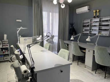 Сдается место в аренду для мастера маникюра и педикюра