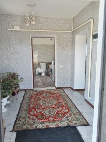 Продаётся дом по всей условии новый дом с ремонтом земля 10 соток