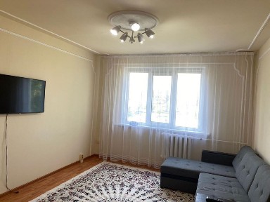 Сдается 2 комн квартира