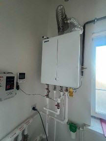 НЕ в залоге. 1-этажный дом 169,6 кв. м в жилом массиве ЖАНАТУРМЫС