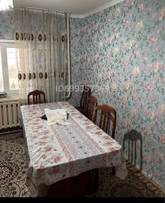 Пр-ся 2х этажный дом