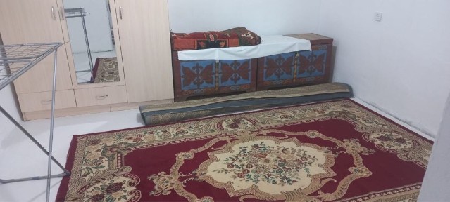 времянка с хозяйкой