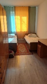 Сдаётся 3 х комнатная квартира. На длительный срок.