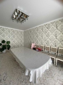 Продается 4 комнатная квартира возле парка Пушкина кирпичный, 3 этаж