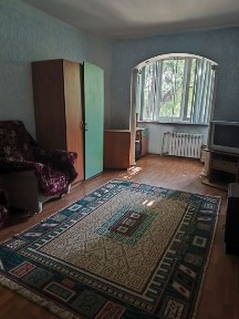 Просторная 4-комнатная квартира в Турксибском районе