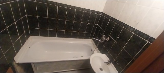 2 комнатная сдам на долго Набрежная 39