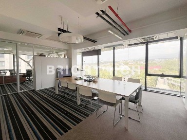 Жарокова 366 - продажа офиса 1 375.5 м²