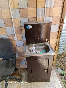 Продаю срочно киоск все вместе что есть все работает