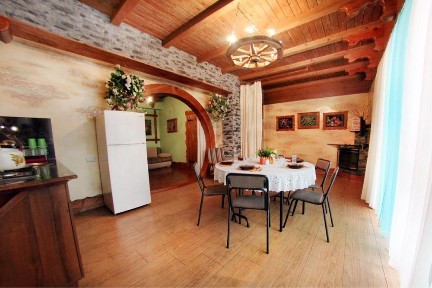 АлматауХаус. Дом в горах