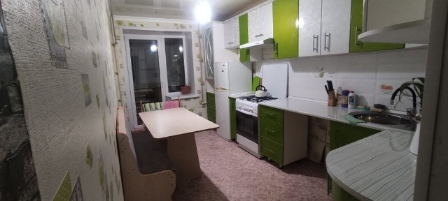 Продам 3 комн квартиру по адресу 4 мкр д 15 кв 47