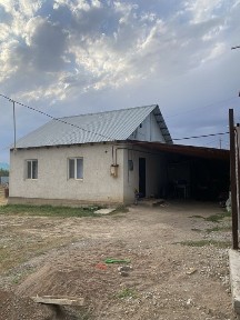 Уй сатылады таза жаксы состаяниеда