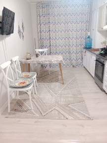 Сдается в аркнду квартира в ЖК Самал. На 1м этаже. 96 кв. м. 3комнатная