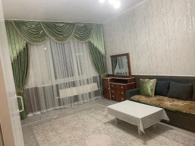 Сдам 1-комнатную квартиру 90 000тг коммунальные включены, кроме света