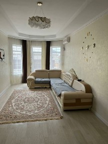 Продам дом с гаражом