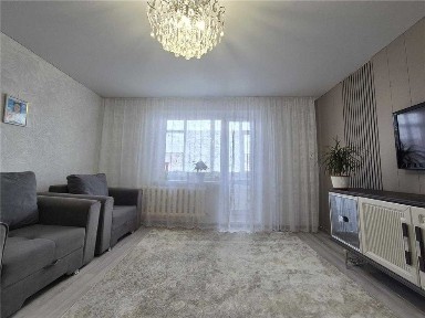 Продам 3 комн квартиру у/п возле гимназии Аубакирова.