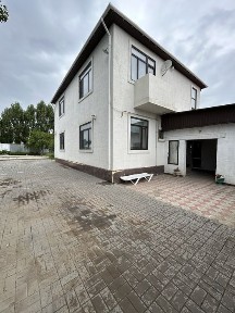 Продам коттедж в мкр. Кирпичный