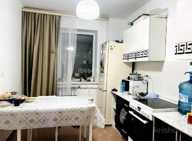 Сдается 3 комнатная на 10 мкр