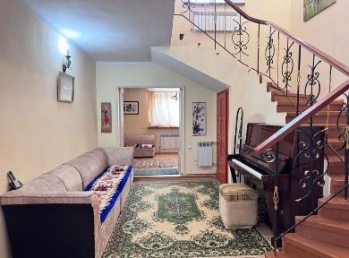 Жамбылская область, Тараз, Золотой квадрат