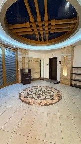 4-комнатная квартира · 252 м² · 3/6 этаж, Шукшина 71