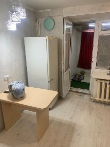 Продаю квартиру. Срочно торг Доскеей 50 лет Казахстана 5 дом