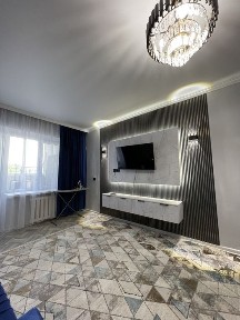 Сдается квартира посуточно. Сулейманова 18А