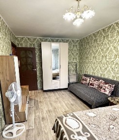 Сдам 1 комн квартиру по Металлургов 25