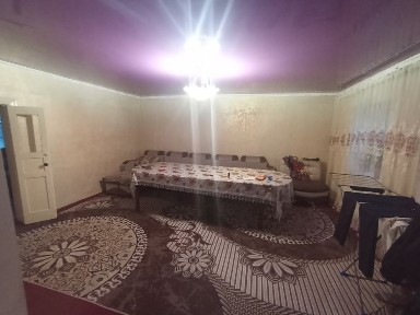 Продам дом р-н запад