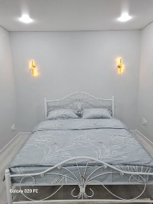 Сдам посуточно 1 комнатную ЛЮКС квартиру в центре города.