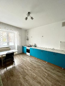 Сағатына, тəулікке пəтер беріледі. Қаланың ортасында жақсы бағамен