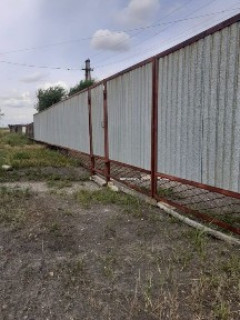 Продается дом в Шахтинске недорого торг уместен