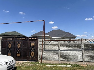 Үй сатылады Ровный ауылы водакачка жақта орналасқан ипотекаға болады