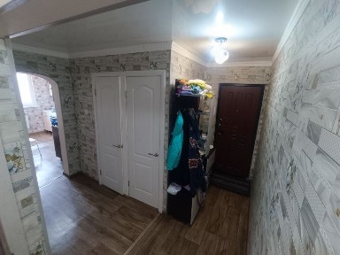 Продается двух комнатная квартира