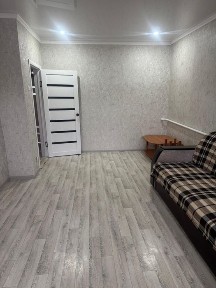 Сдам 3-х комнатную квартиру на длительный срок.