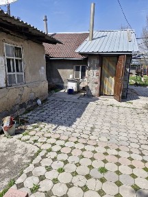 Продам дом с участком или пол участка