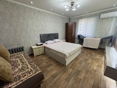 Продам 1 комнатную квартиру 105 серия 1 этаж