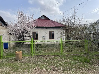 Продается частный дом, участок 7,5 соток со всеми удобствами