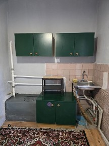 Сдам пол дома 1 этаж