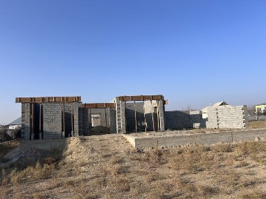 Отырар ауданы Шәуілдір ауылы (СПТУ) қарсы бітпеген үй сатылады