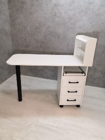 Сдаётся рабочее место для маникюрщицы, лэшмейкера