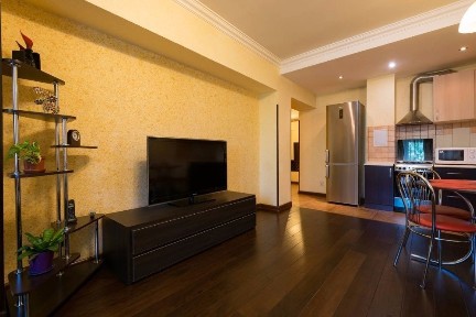 2 комнатная квартира в верхней части Алматы, пр. Достык - ул. Сатпаева