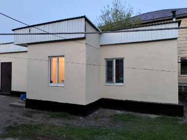 Продам два дома во дворе