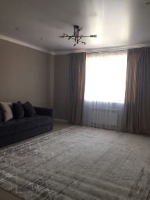 Продаю! большую 1 комн кв