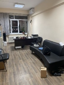 Сдается место в офисе