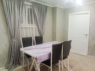 Продам Квартиру Цокальный этаж