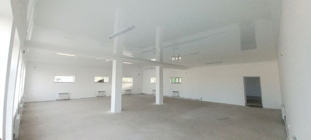 Продам здания под бизнес новый из красного кирпича